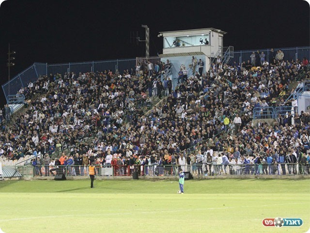 מרהיב. הקהל של אשקלון (רועי אסרף)